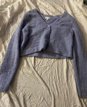 Colsie Target cropped sweater thumbnail 1