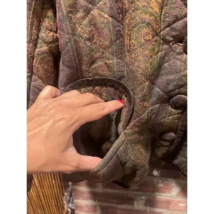 Vintage 80s Paisley Quilted Jacket Velvet Trim Dark Academia M thumbnail 8