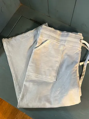 GAP Light Blue/Gray Ribbed Drawstring Waist Cropped Sweatpants | Size Large thumbnail 12