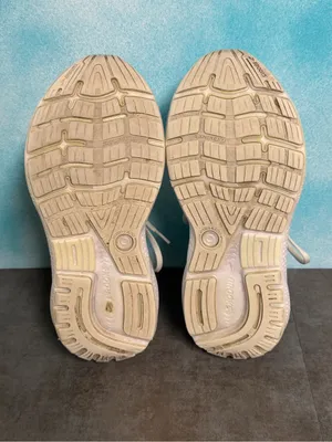 Brooks Ghost 16 Women's White/Pale Gray Running Shoes 1204071B151 Size 7.5B thumbnail 14