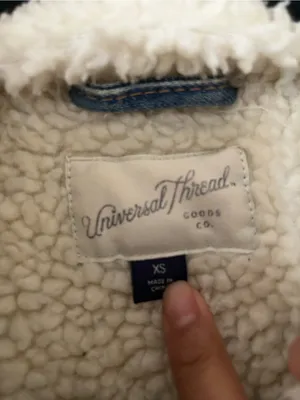 Universal Threads Denim Sherpa Jacket XS Light Wash Trucker Cozy Outdoors Fall thumbnail 2