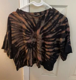 Forever 21 Cropped Tee thumbnail 1