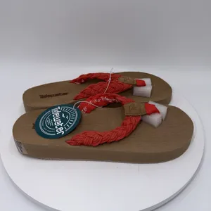 NWOB Tidewater Harbor Hot Coral Flip Flops Arch Support Comfort Sandals Size 9 thumbnail 2
