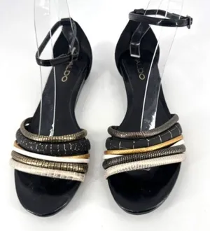 Aldo Gold Silver Metallic Strappy Women’s Flats Sandals‎ Size 7.5 leather thumbnail 1