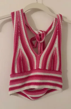 Pink halter top thumbnail 1