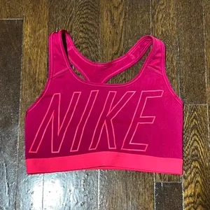 Nike Retro Style Sports bra thumbnail 1