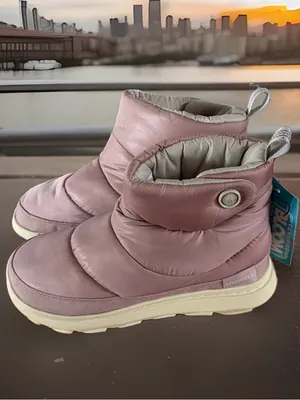 Merrell Women's Size 7 Hut Moc 2 Quilted mid-top puff boots. Adobe Rose. NWT thumbnail 2