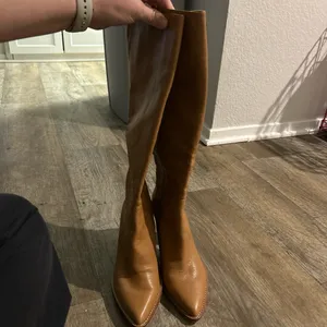 Knee-High Vince Camuto Leather Boots thumbnail 2