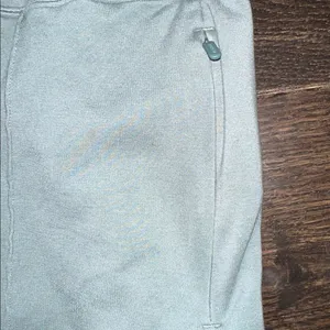 Athleta Blue Activewear pants size 6 with Lululemon tote bag thumbnail 6