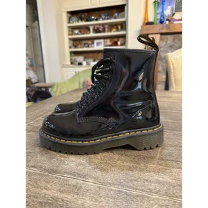 Dr. Martens Black Patent Leather Combat Boots‎ AW004 Men's Size 7 Women's 8 NEW thumbnail 2