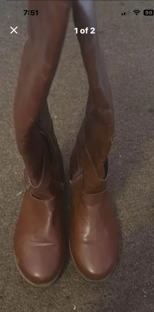 Women brown boots Size 8.5 thumbnail 1