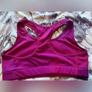 Dri-Fit Nike sports bra thumbnail 2