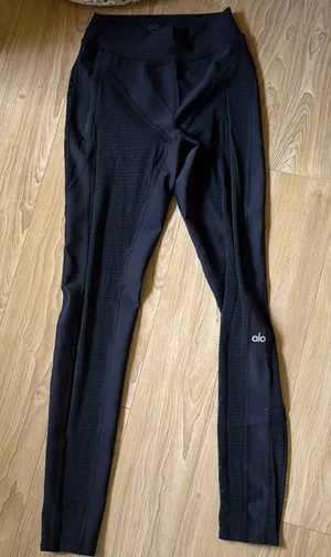 Alo Black Leggings mesh thumbnail 1