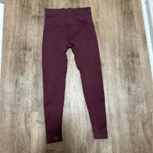 Set Active | SCULPTFLEX Burgundy Maroon High Waisted Seamless Leggings, S thumbnail 3