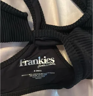Frankies Bikinis Top thumbnail 3