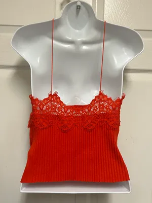 Red Intense Lace Ribbed Cropped Top thumbnail 6