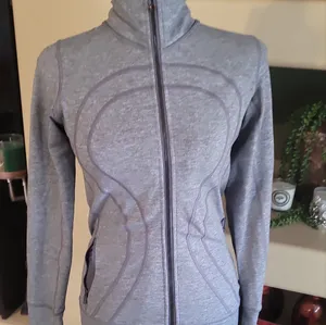 Lululemon Define Jacket thumbnail 3