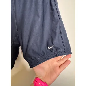 Nike Dri-FIT Running Shorts Womens S Navy Blue Excellent Zipper Pocket Swoosh thumbnail 2