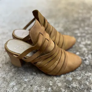 Free People Byron Strappy leather Mules size 39 8.5 heeled booties thumbnail 4