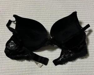 Victoria’s Secret Bra thumbnail 4