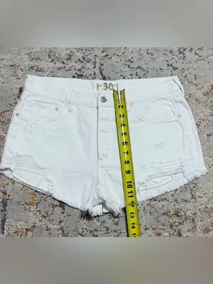 Free People We the Free Loving Good Vibrations Distressed white Shorts size 30 thumbnail 5