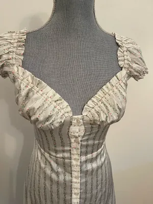 With Jean Mini Dress Floral. Size Small  thumbnail 4