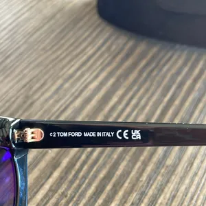 Tom Ford Doris Sunglasses Full Set thumbnail 7