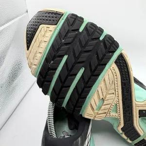 Brooks Women's Launch 3 Black/White/Ice Green Running Sneaker 10 B (M) thumbnail 8