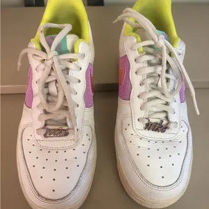 Nike Air Force 1 Low Easter Women’s 6.5 CW5592-100 Sneakers thumbnail 1