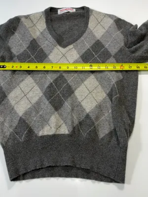 Belmondi Lamb and Angora Wool Gray & Cream Argyle V-Neck Sweater Size Small thumbnail 4