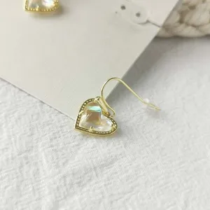 Kendra Scott Ari Heart Gold Dichroic Glass Earrings thumbnail 3