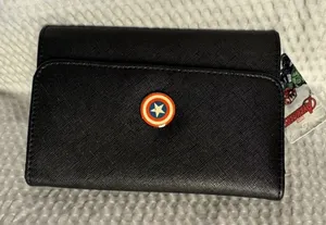 Buckle Down‎ Fold Over Black Wallet Captain America Shield Metal Emblem NWT thumbnail 1