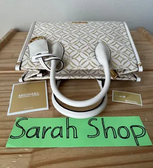 Michael Kors Purse thumbnail 5
