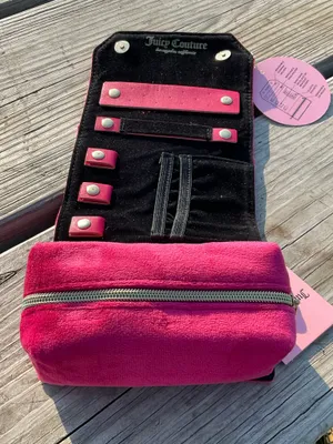 NWT Juicy Couture Hot Pink Travel Jewelry Organizer Roll Case Velvet Embossed Zip Pouch thumbnail 8