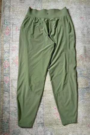 Athleta Run With It Pant   thumbnail 4