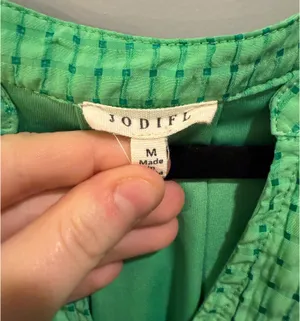 JODIFL Floral Embroidered Puff Sleeve V-Neck Blouse Green Multi thumbnail 3
