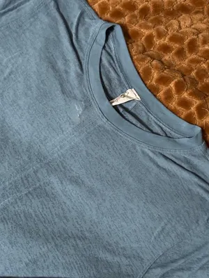NWOT New Lululemon Blue Tie-Waist Short-Sleeve Crop T-Shirt Utility Blue 8 thumbnail 3