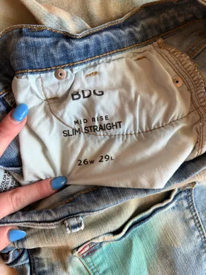 BDG Jeans Mid-Rise Slim Straight thumbnail 3