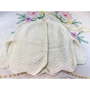 Vintage Handmade Crochet Poncho Capelet Cream Ivory Chevron Button Front Wrap thumbnail 2