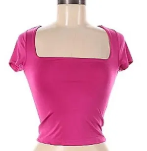 Revolve Live in the moment pink cropped top thumbnail 1