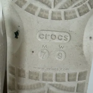 Crocs Tie Dye Slides Womens Size 9 Pastel Rubber Lightweight Mens Size 7 thumbnail 4