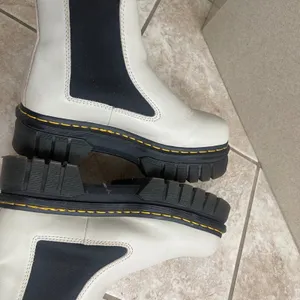 Dr Martens‎ Audrick Sz 9 Chelsea Boots BEIGE Nappa Leather Platform Lug Womens thumbnail 8