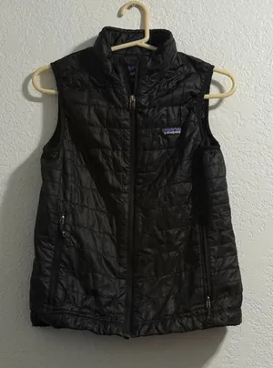 Patagonia Vest Jacket Womens S Black Nano Puff Puffer Outdoor Quilted 84246 thumbnail 1