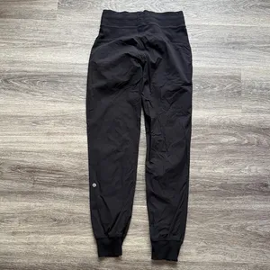 lululemon Black Dance Studio Joggers Size 4 Mid Rise Casual Pants thumbnail 2