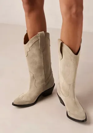 ALOHAS Boots thumbnail 1