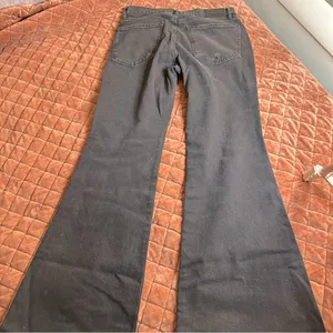 NWT Express 70’s Mid Rise Flare Jeans thumbnail 4