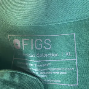 Figs Technical Collection Rafaella Oversized Scrub Top Size XL Pockets green thumbnail 2