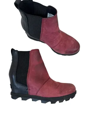 SOREL Leather Wedge Bootie Women 7.5 Red Black Hidden Heeled Joan of Arctic Boot thumbnail 1
