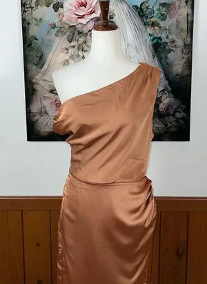 Elegant New Show Me Your Mumu Jodie Luxe Satin Dress! thumbnail 3