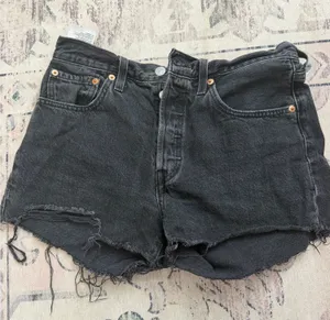 Levi's Black denim shorts thumbnail 1